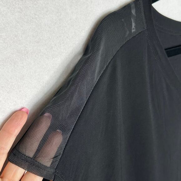 NWT Jones New York V-Neck Tee w/ Mesh Shoulder Detail – Size L - Picture 3 of 6